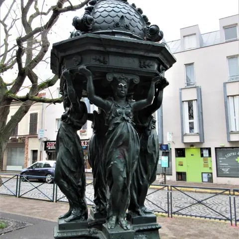 Fontaine Dame Sibille