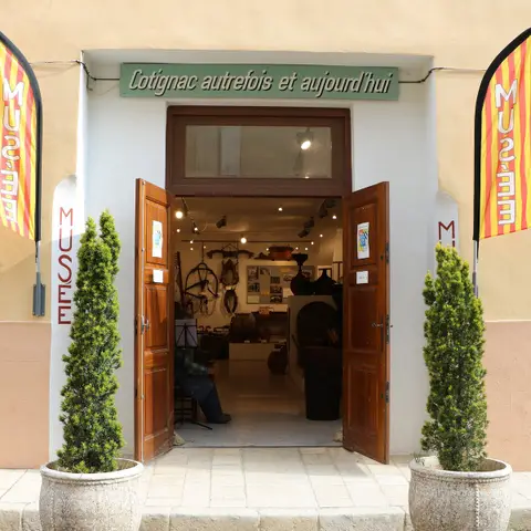 Cotignac Autrefois & Aujourd'hui