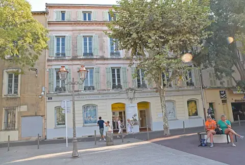 Musée Peynet et du Dessin humoristique