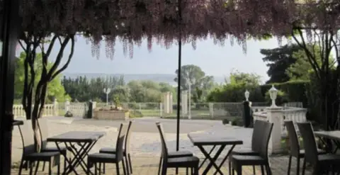 Auberge Les Olivades