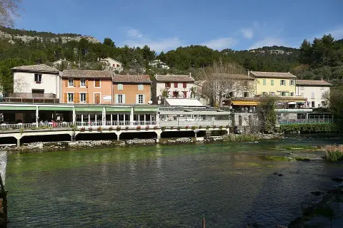 Colina De Fontaine De Vaucluse