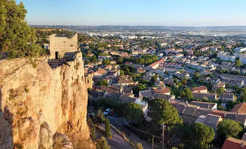 Le Rocher De Vitrolles