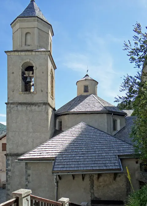 Eglise · Péone