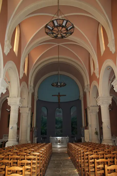 Eglise paroissiale Saint-Pierre-es-Liens