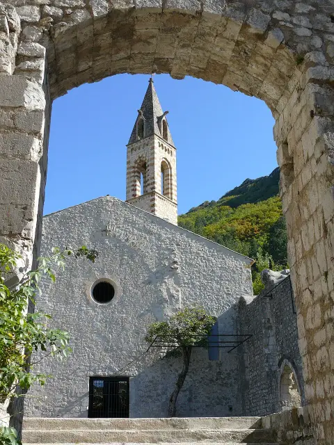 Rocher de la Baume