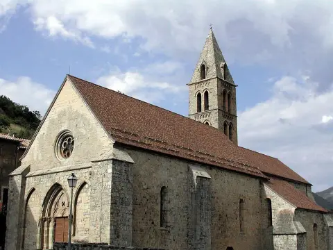 Eglise · Bayons