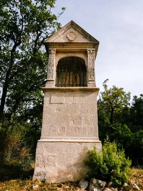 Oratoire situé sur le domaine des Béguines