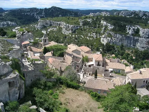 LES BAUX-DE-PROVENCE - Autour de la bauxite