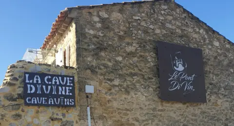 La Cave Divine