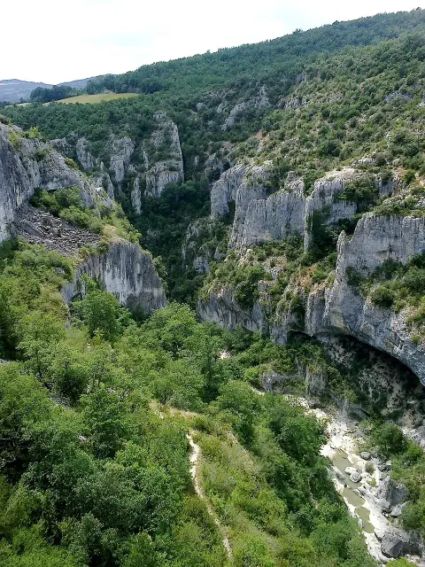 Grotte-tunnel de l'Echelle