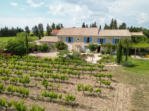 Domaine Rouge-Bleu