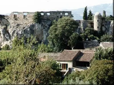 Château · Alleins