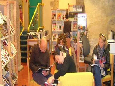 Bibliothèque Edmonde Charles Roux