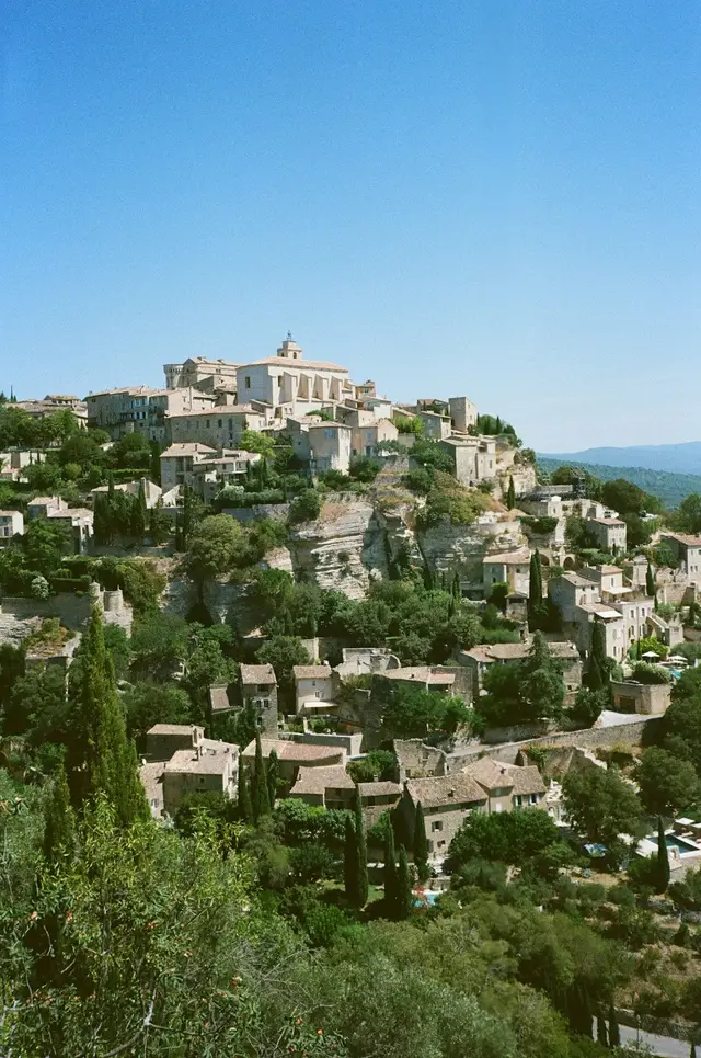 Rénové appartement avec jardin à Saint-Didier — Provence