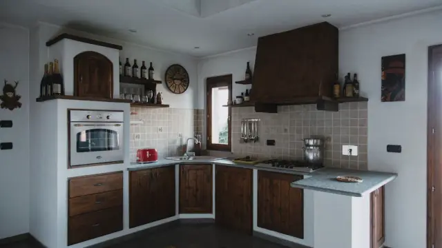 Moderne villa proche des commerces à La Bâtie-Neuve