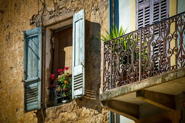 Cosy appartement proche des commerces à Port-de-Bouc — Provence