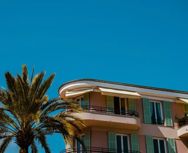 Élégant appartement avec vue à Aubessagne — Provence