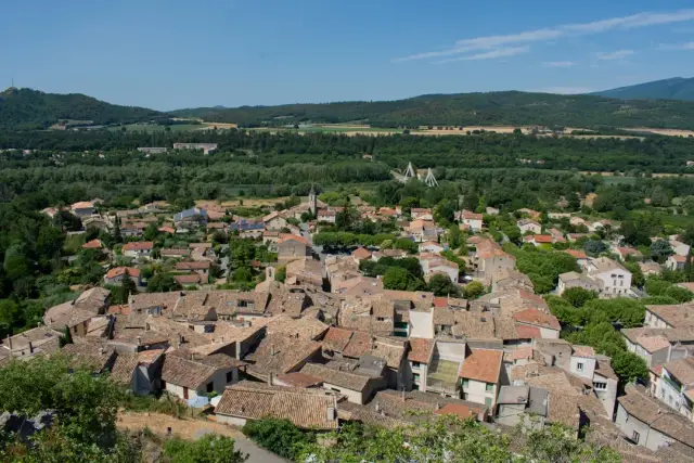 Authentique loft avec terrasse à Meyrargues — Provence